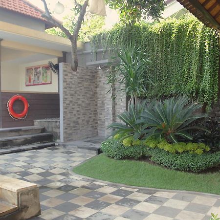 Puri Sading Hotel Sanur  Exterior photo