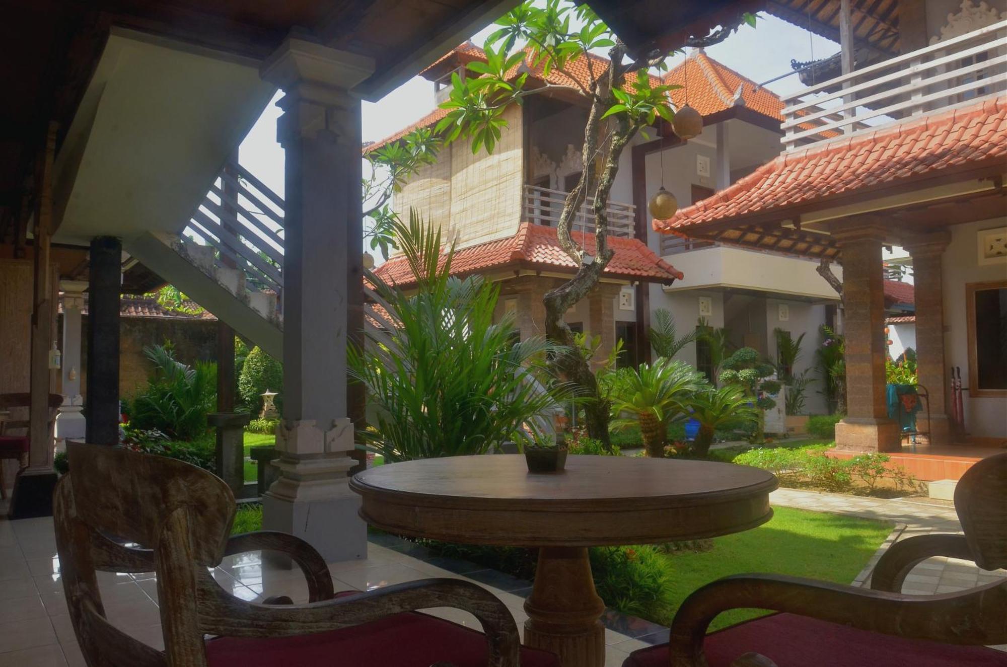 Puri Sading Hotel Sanur  Exterior photo