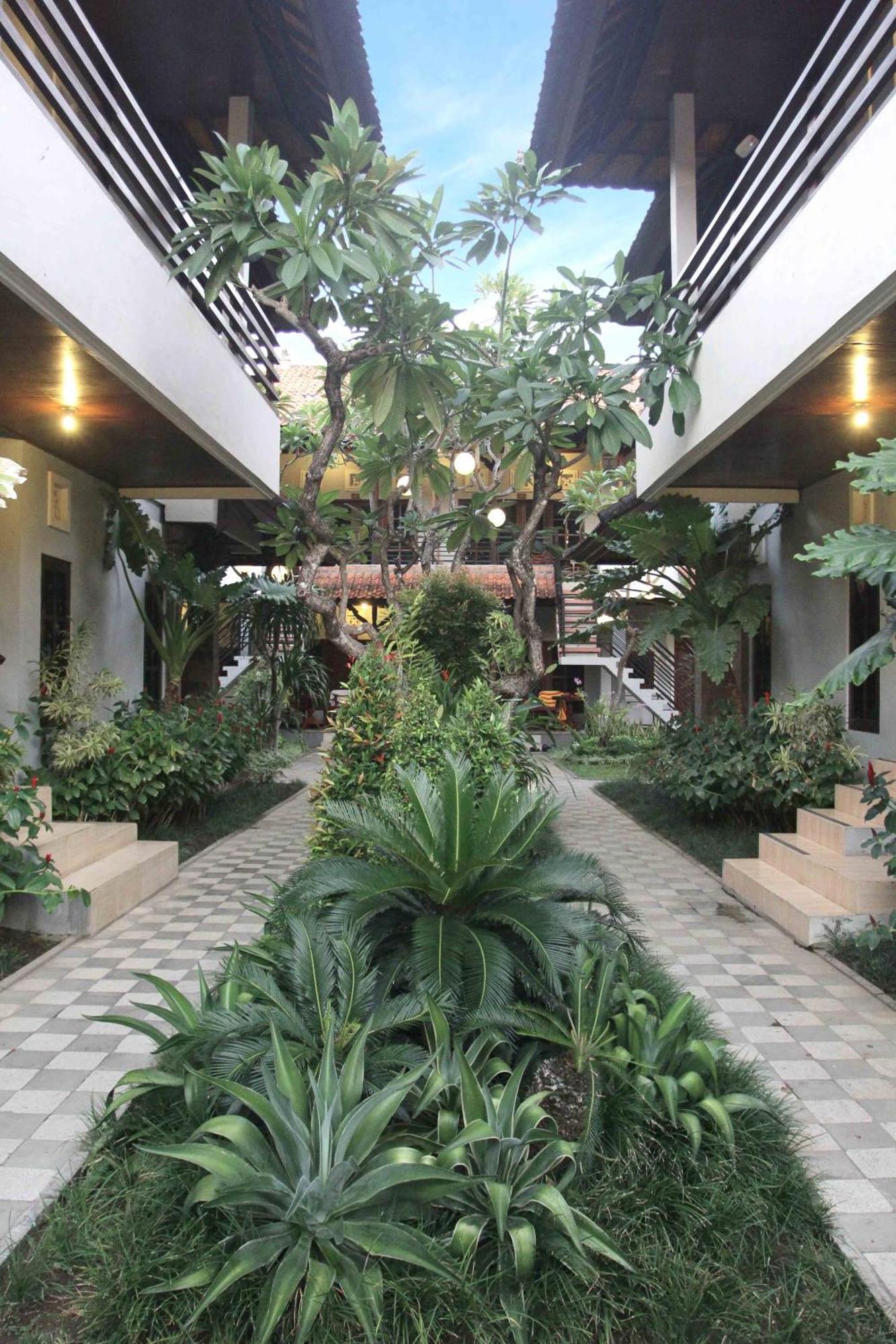 Puri Sading Hotel Sanur  Exterior photo